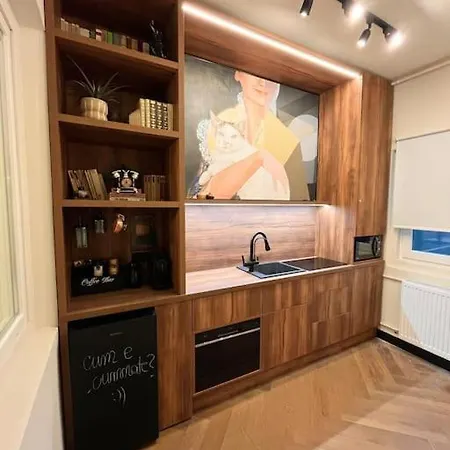 Littlehouse- Entire For Maximum 4 People * Bukareszt
