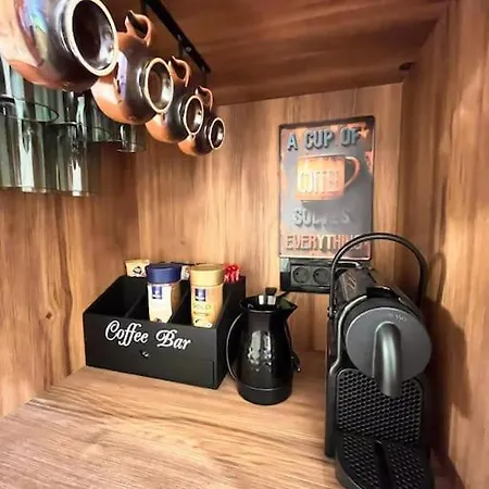 Littlehouse- Entire For Maximum 4 People