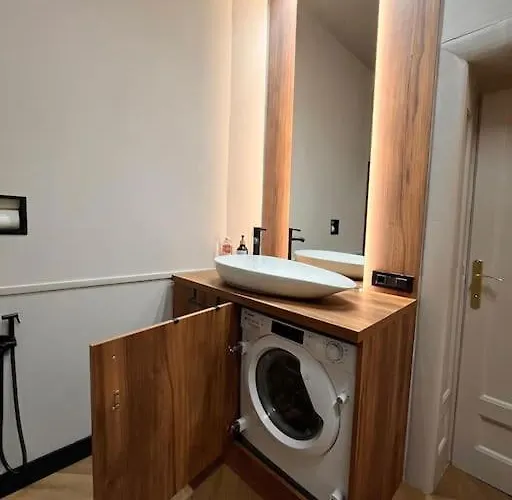 Littlehouse- Entire For Maximum 4 People Villa Bucharest