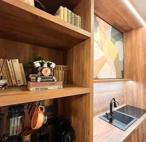 Littlehouse- Entire For Maximum 4 People بوخارست