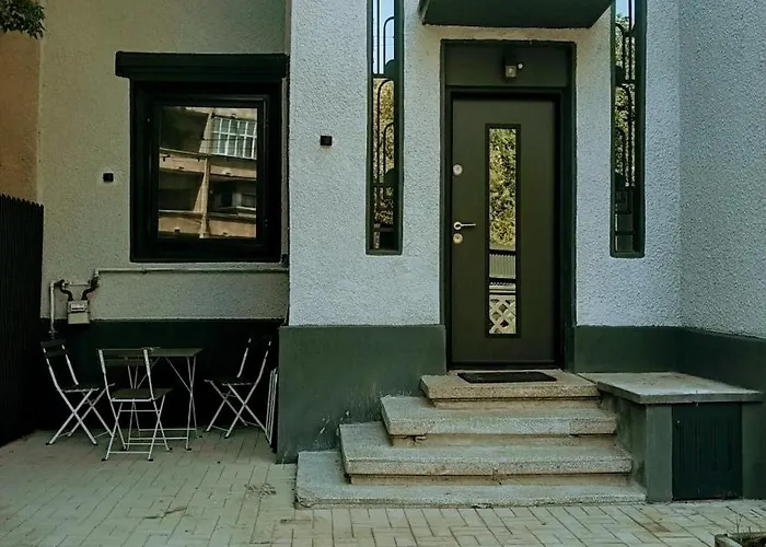 Littlehouse- Entire For Maximum 4 People Вілла Бухарест